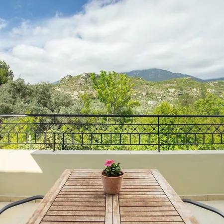 Aparthotel Aphrodite Stoúpa