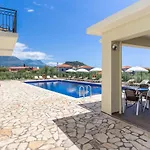 Apartahotel Aphrodite 3*