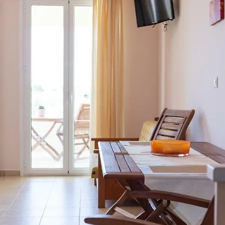 Aphrodite Aparthotel 3*