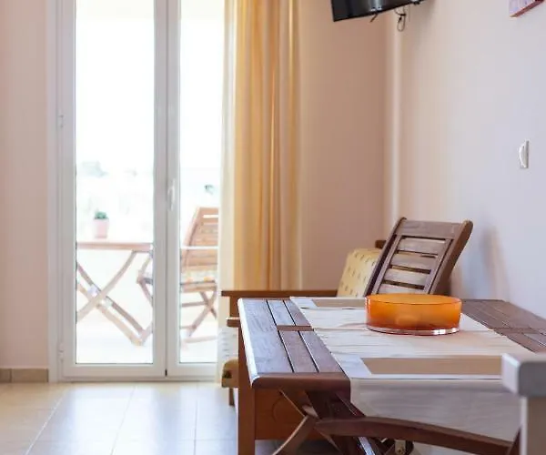 Aphrodite Apart-hotel 3*